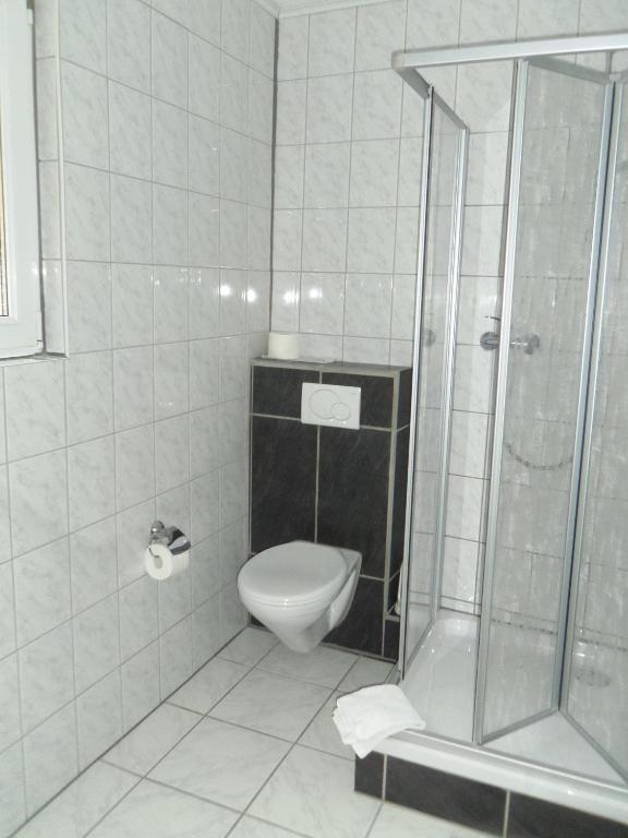 Hotel Haus Schwarzenberg à Ernst Extérieur photo