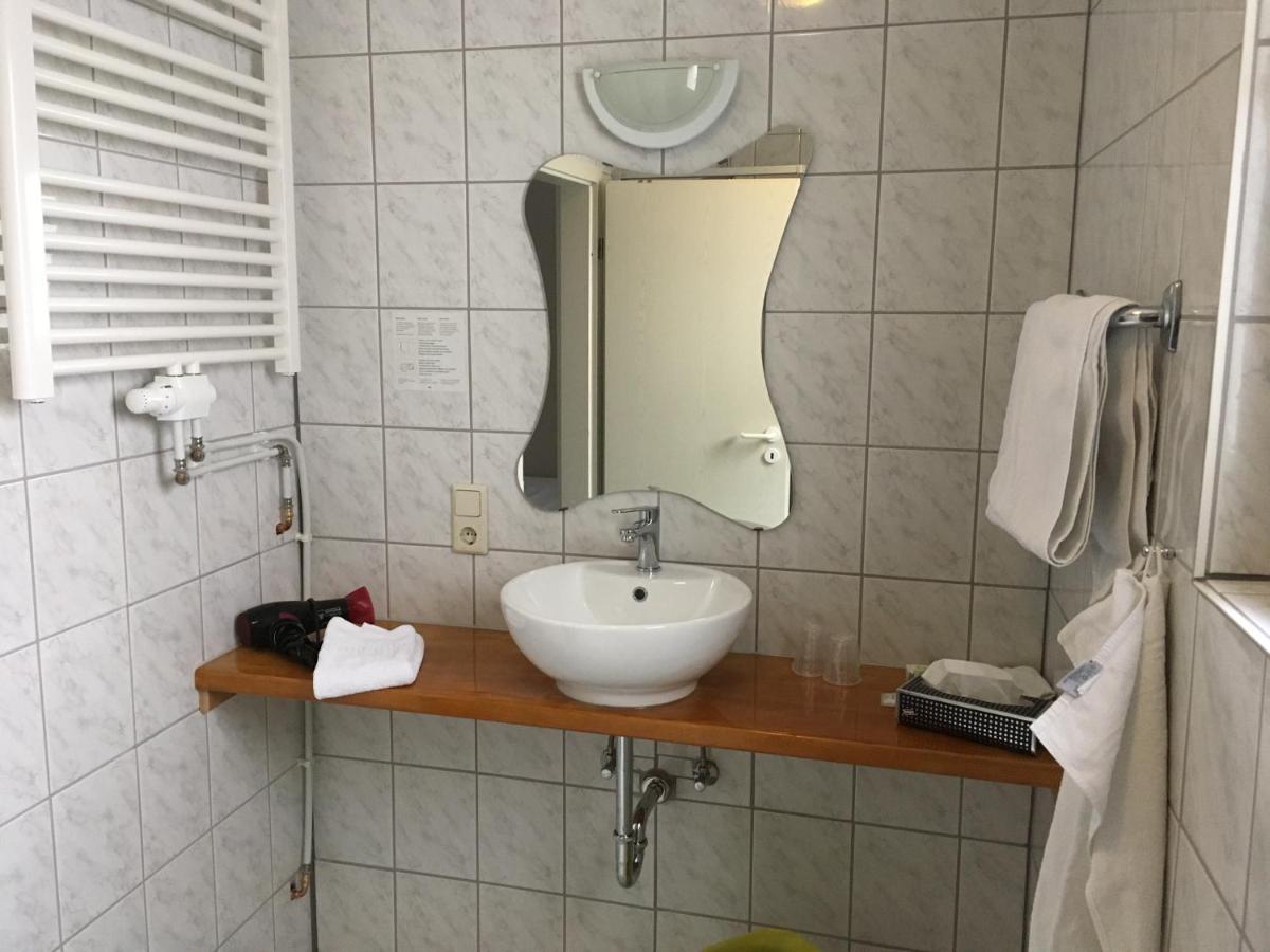 Hotel Haus Schwarzenberg à Ernst Extérieur photo