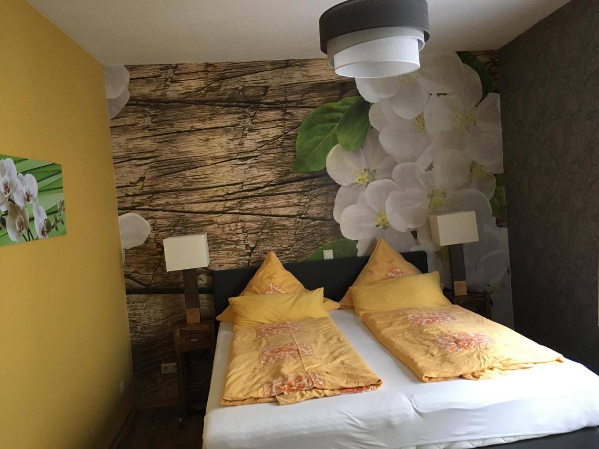 Hotel Haus Schwarzenberg à Ernst Extérieur photo