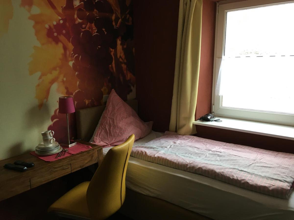 Hotel Haus Schwarzenberg à Ernst Extérieur photo